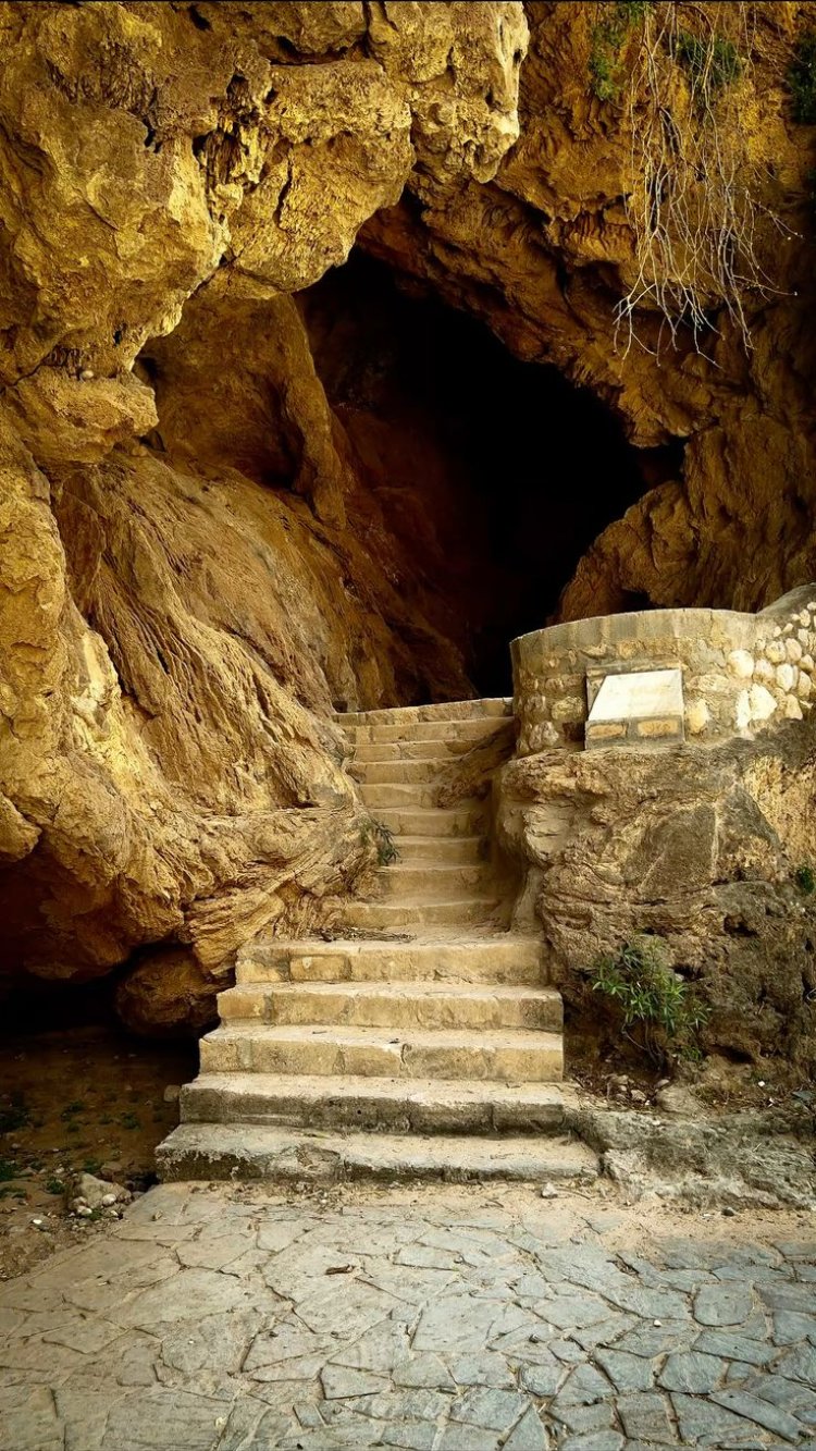 تفسير حلم الكهف في المنام لابن سيرين والنابلسي وابن شاهين